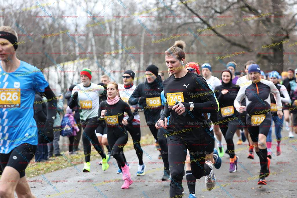 744, 620, 745, 903, 720, 657