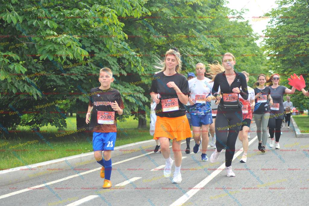 26, 2019, 2376, 400, 2352