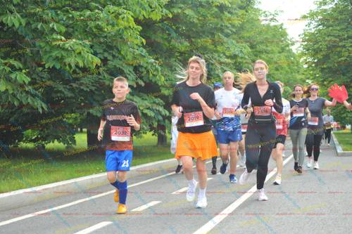 26, 2019, 2376, 400, 2352